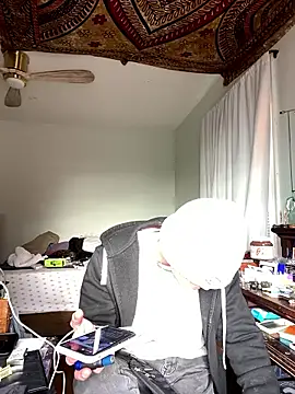 XanderOzzz online show from January 2026 08:14:01 PM