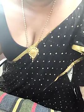 Snapshot of Tamil-rami chatting on October 2025 06:25:01 AM Tamil-rami online show from October 2025 06:25:01 AM