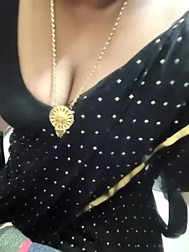 Snapshot of Tamil-rami chatting on November 2025 01:46:01 PM Tamil-rami online show from November 2025 01:46:01 PM