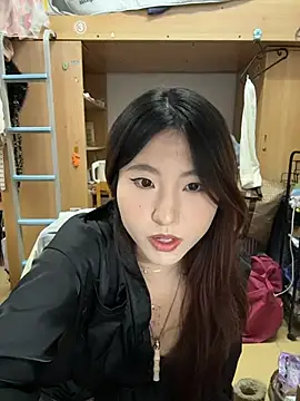 ououlovelove online show from February 2026 09:02:02 PM