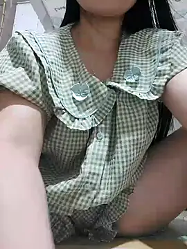 Laurie369 online show from May 2026 04:14:01 PM