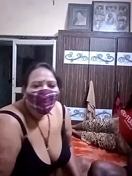 LoveOnStream online show from February 2026 12:16:01 PM