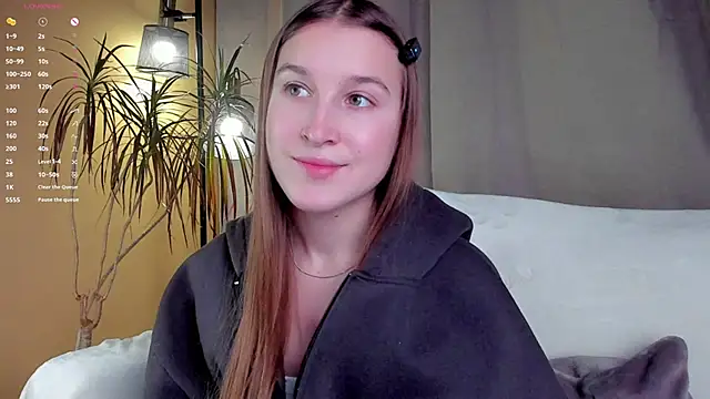 NanaMertins online show from November 2025 01:04:02 AM