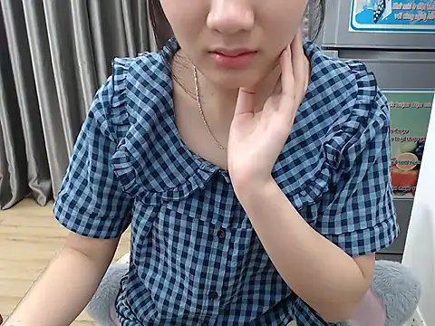 Lamoon 2k online show from June 2026 12:49:01 PM