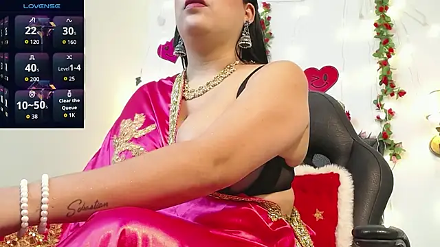 Snapshot of IndraKaur_ chatting on May 2026 12:11:02 PM IndraKaur online show from May 2026 12:11:02 PM