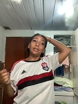 Snapshot of Crisschiavo chatting on September 2025 01:04:01 PM Crisschiavo online show from September 2025 01:04:01 PM