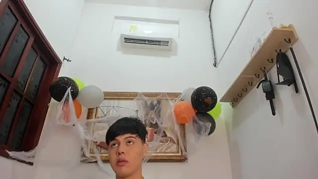 Felipe Cold online show from October 2025 01:50:01 AM