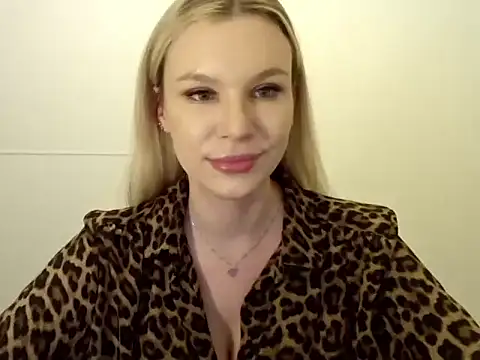 Snapshot of SadieBrilliance chatting on September 2025 06:11:02 PM SadieBrilliance online show from September 2025 06:11:02 PM