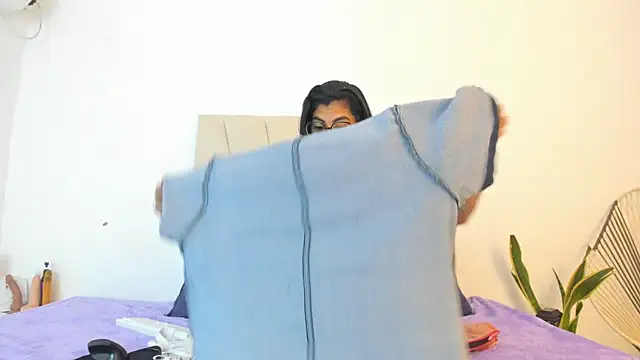  Miaa khalifa  online show from September 2025 11:43:01 AM