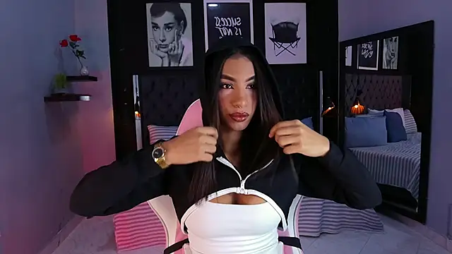 kitty collins  online show from January 2026 11:37:02 AM