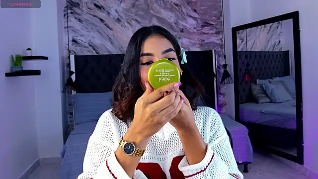 kitty collins  online show from April 2026 11:16:01 AM