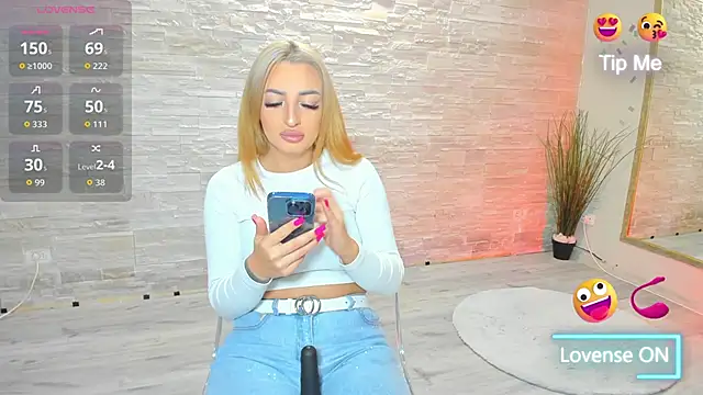 Lexi Blazee online show from October 2025 06:11:02 AM