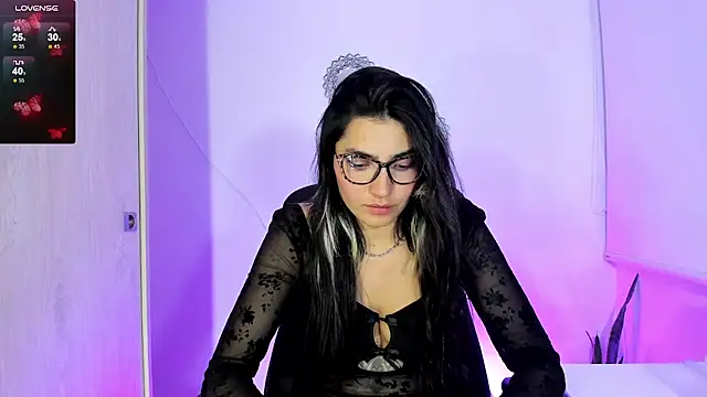 bella thorne3 online show from September 2025 01:05:01 AM