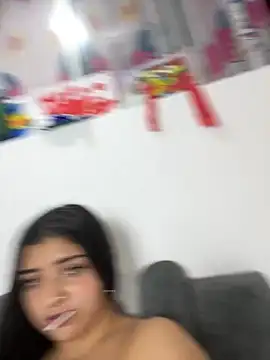 Isaa-Sweet online show from September 2025 06:43:02 PM