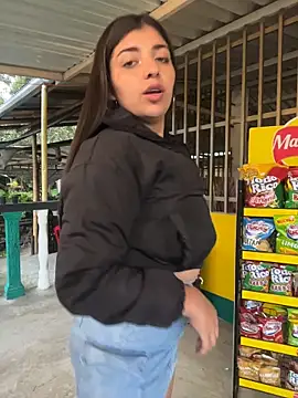 Isaa-Sweet online show from November 2025 11:13:02 AM