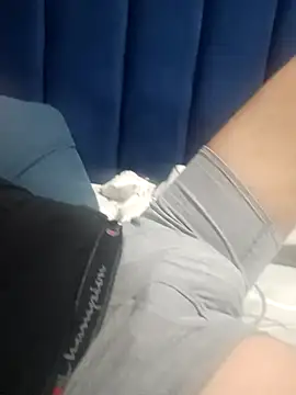 AtraCTiVoSiNguLaR online show from September 2025 10:04:02 AM