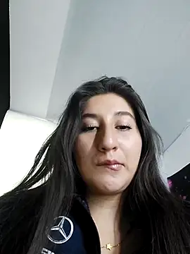 Snapshot of LunaBaby- chatting on October 2025 12:39:02 PM LunaBaby- online show from October 2025 12:39:02 PM