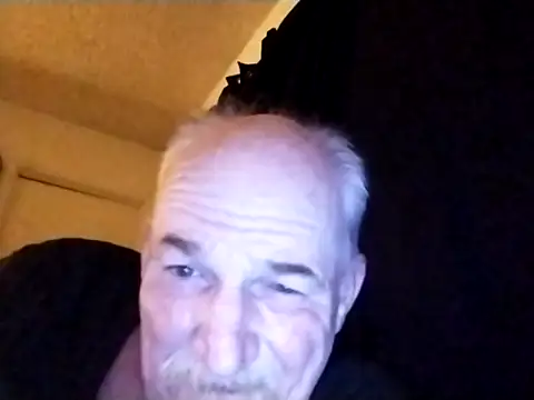 Snapshot of Rootpass222 chatting on July 2026 10:06:01 AM Rootpass222 online show from July 2026 10:06:01 AM