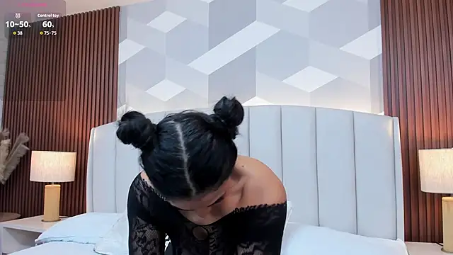 Mommy Naughty online show from September 2025 11:12:02 AM