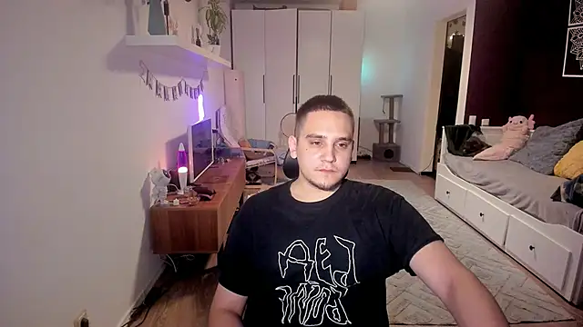 Snapshot of Bear_Beer130 chatting on November 2025 04:28:01 PM Bear Beer130 online show from November 2025 04:28:01 PM