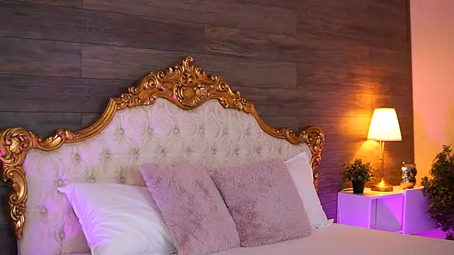 EllieRedd online show from October 2025 08:58:01 AM