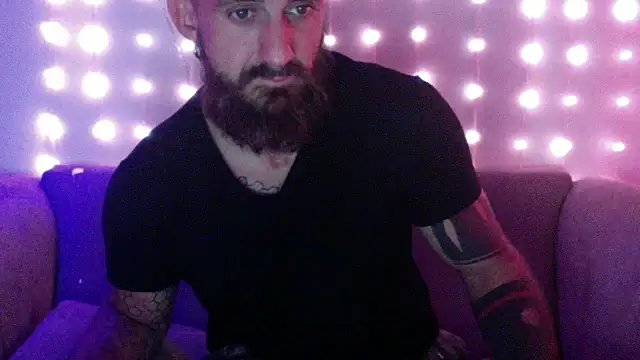 Snapshot of Bearlyfuckinglogan chatting on August 2026 04:26:01 AM Bearlyfuckinglogan online show from August 2026 04:26:01 AM