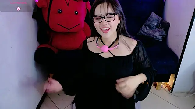 MiaVelvetDoll online show from November 2025 02:27:02 PM