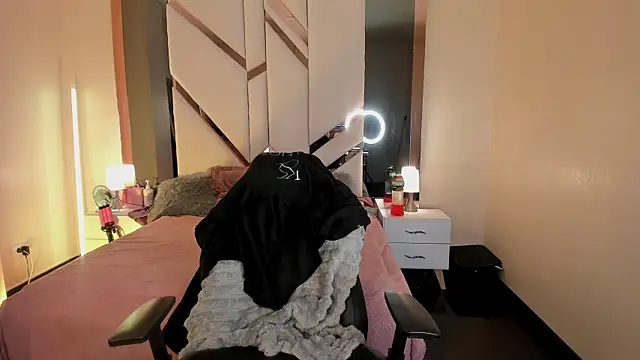 EmmaStonns online show from March 2026 12:43:02 PM