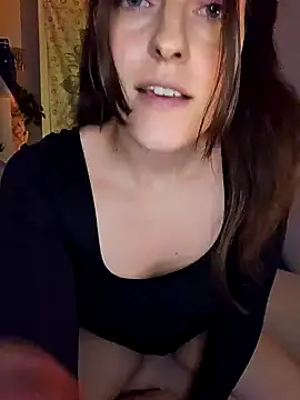 BelleFelicitas online show from October 2025 08:04:02 PM