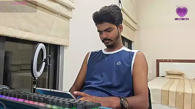 Snapshot of mrbuddy85 chatting on October 2025 05:13:02 PM mrbuddy85 online show from October 2025 05:13:02 PM