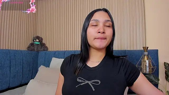 Snapshot of angel_ponce chatting on January 2026 07:07:02 PM angel ponce online show from January 2026 07:07:02 PM