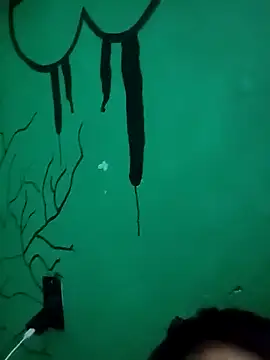 carlo20n online show from November 2025 09:39:01 PM