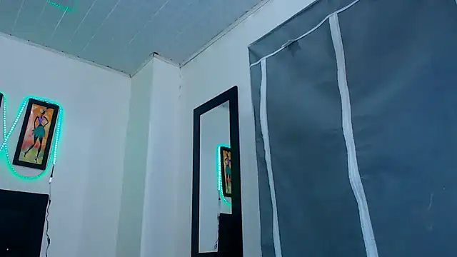 natashat lorent online show from April 2026 11:51:02 AM