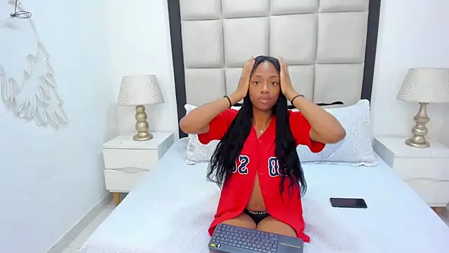 ElisabettaMonroy online show from October 2025 12:58:01 PM