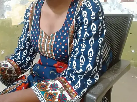 Snapshot of shallyji chatting on October 2025 05:51:02 AM shallyji online show from October 2025 05:51:02 AM