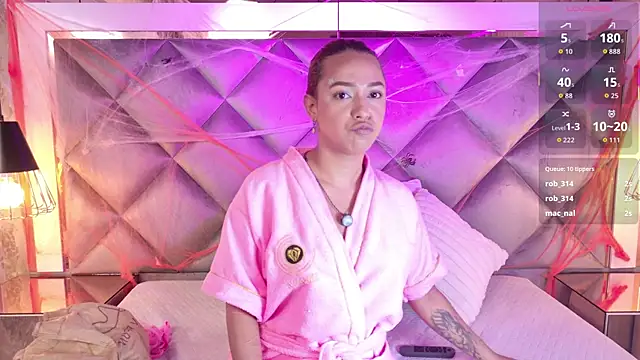 gemma sm online show from October 2025 03:06:02 AM