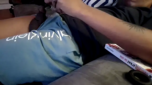 Snapshot of shaker75019paris chatting on November 2025 05:16:02 AM shaker75019paris online show from November 2025 05:16:02 AM