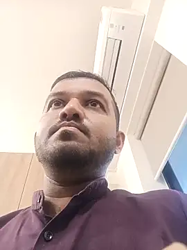 VJ17 online show from April 2026 10:09:02 AM