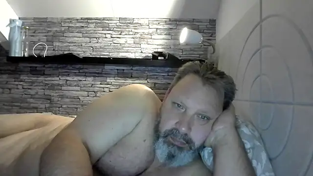 Snapshot of BigMan738@xh chatting on June 2026 10:04:02 PM BigMan738xh online show from June 2026 10:04:02 PM