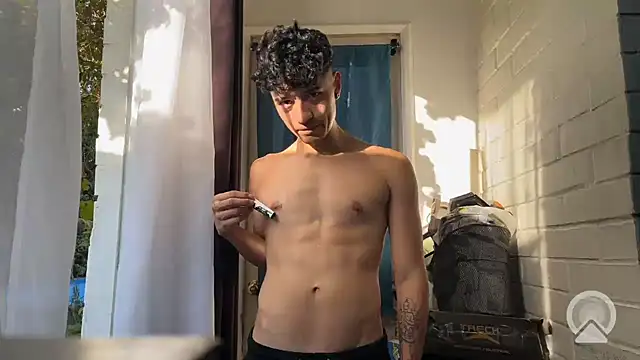 feeelipe2007 online show from April 2026 08:47:01 PM