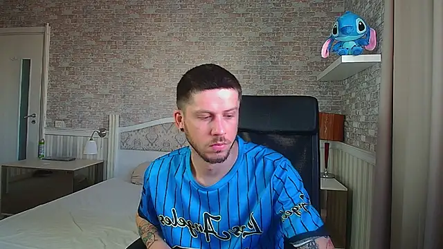 JonahShaw online show from July 2026 05:15:01 AM