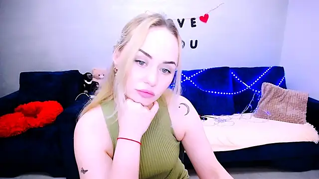 LiluMoon   online show from April 2026 04:20:01 PM
