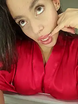 AriadnaTaylor online show from September 2025 11:15:01 PM