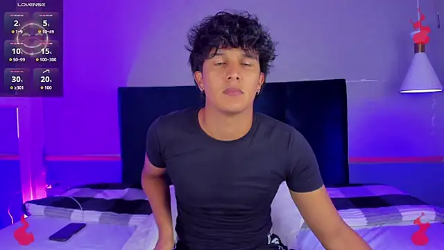 Leo Savage  online show from September 2025 04:03:01 AM