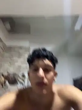 Leo Savage  online show from April 2026 04:22:01 AM