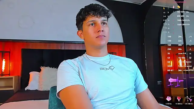 Snapshot of Leo_Savage_ chatting on May 2026 04:07:02 AM Leo Savage online show from May 2026 04:07:02 AM