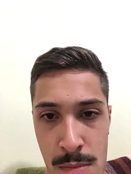 henriquexz244 online show from March 2026 10:37:01 PM