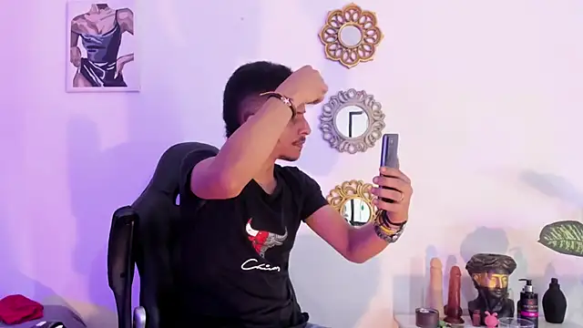 Snapshot of _Tarekk_ chatting on September 2025 07:19:02 PM  Tarekk  online show from September 2025 07:19:02 PM