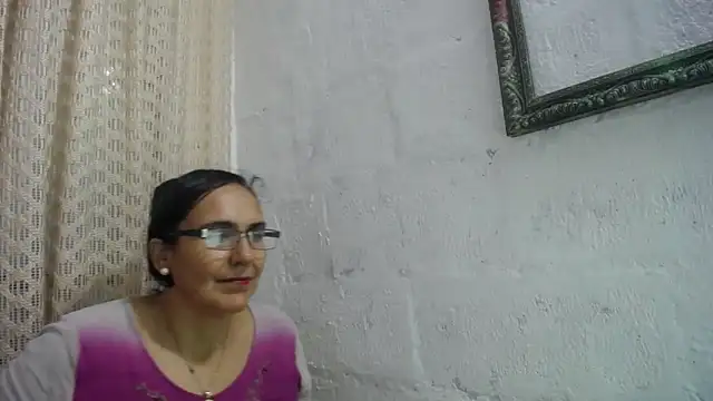 gabbyparker  online show from February 2026 11:45:01 PM