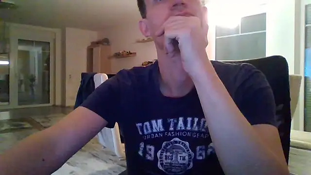 Snapshot of Trockenbau chatting on October 2025 01:17:02 PM Trockenbau online show from October 2025 01:17:02 PM